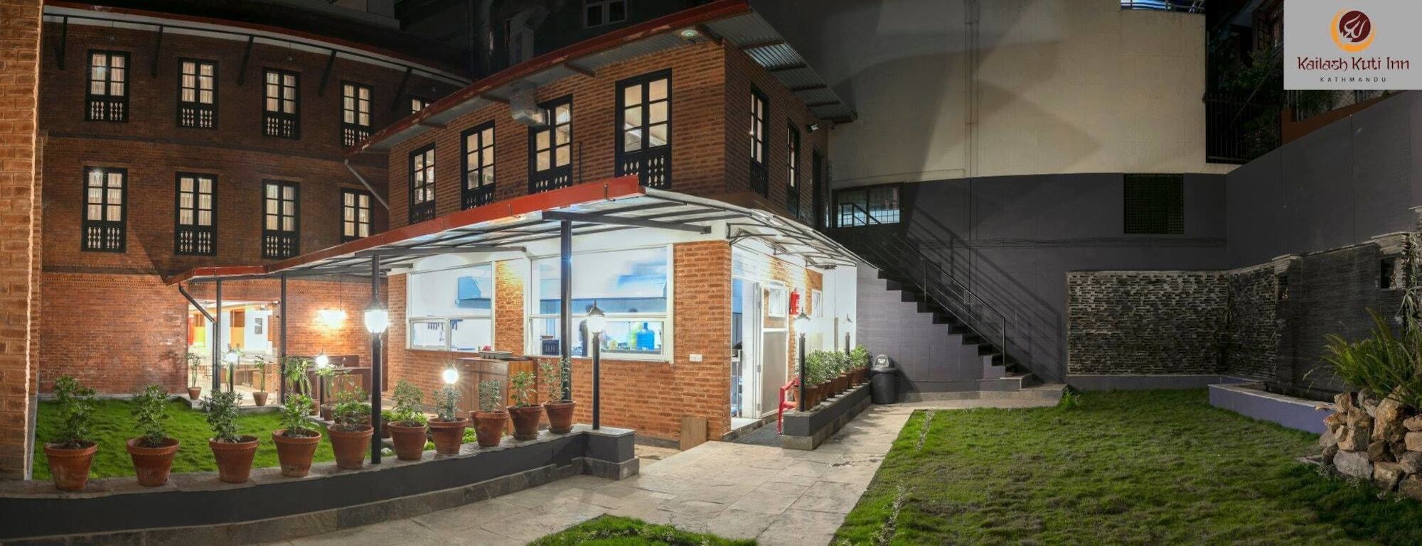 Kailash Kuti Inn Katmandu Zewnętrze zdjęcie